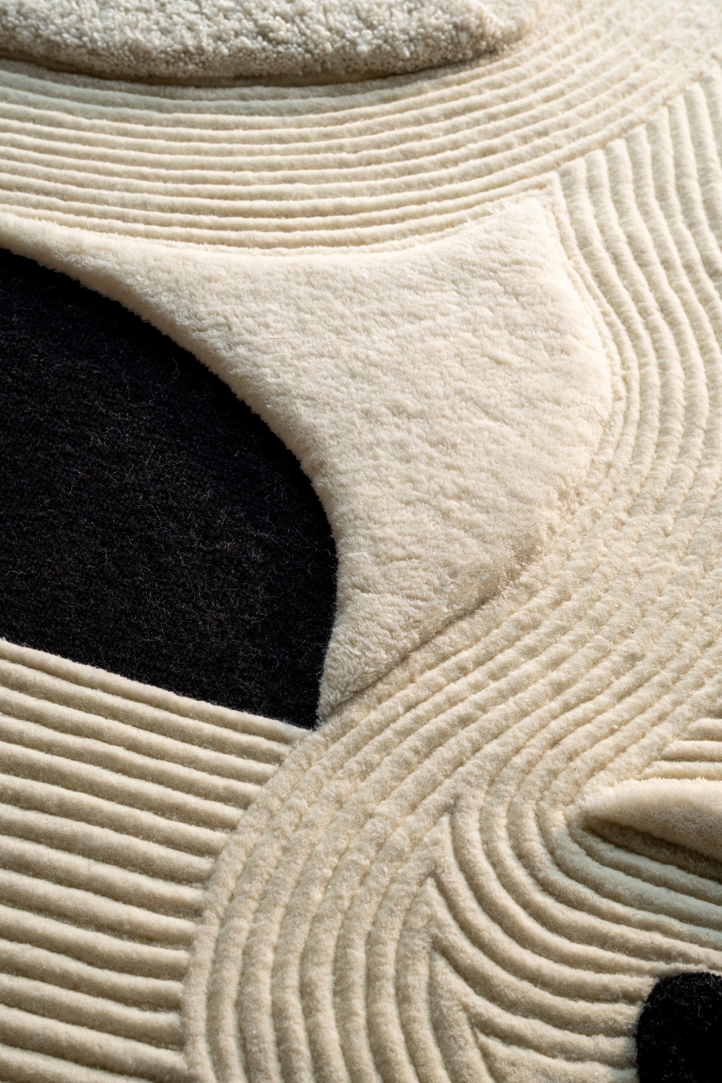 ROOTS (RUGS)